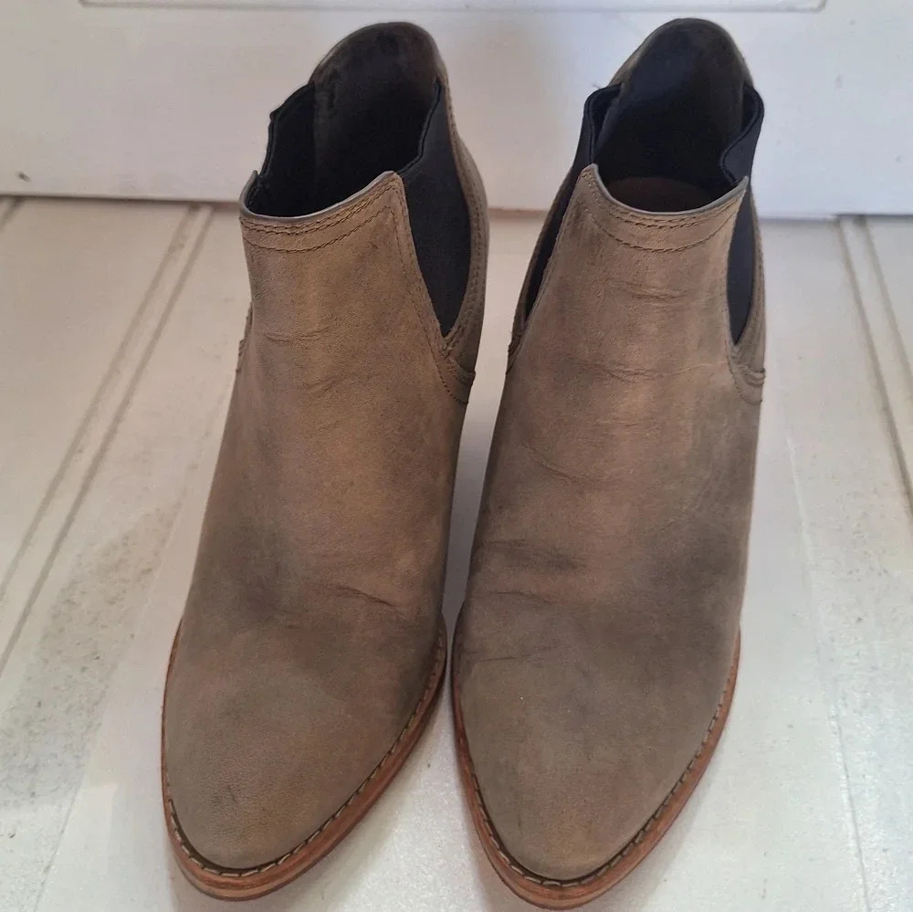 Cole Haan Womens Ankle Boot Bootie Brown Tanned Nubuck Wedge Heel Size 6 - Picture 5 of 15